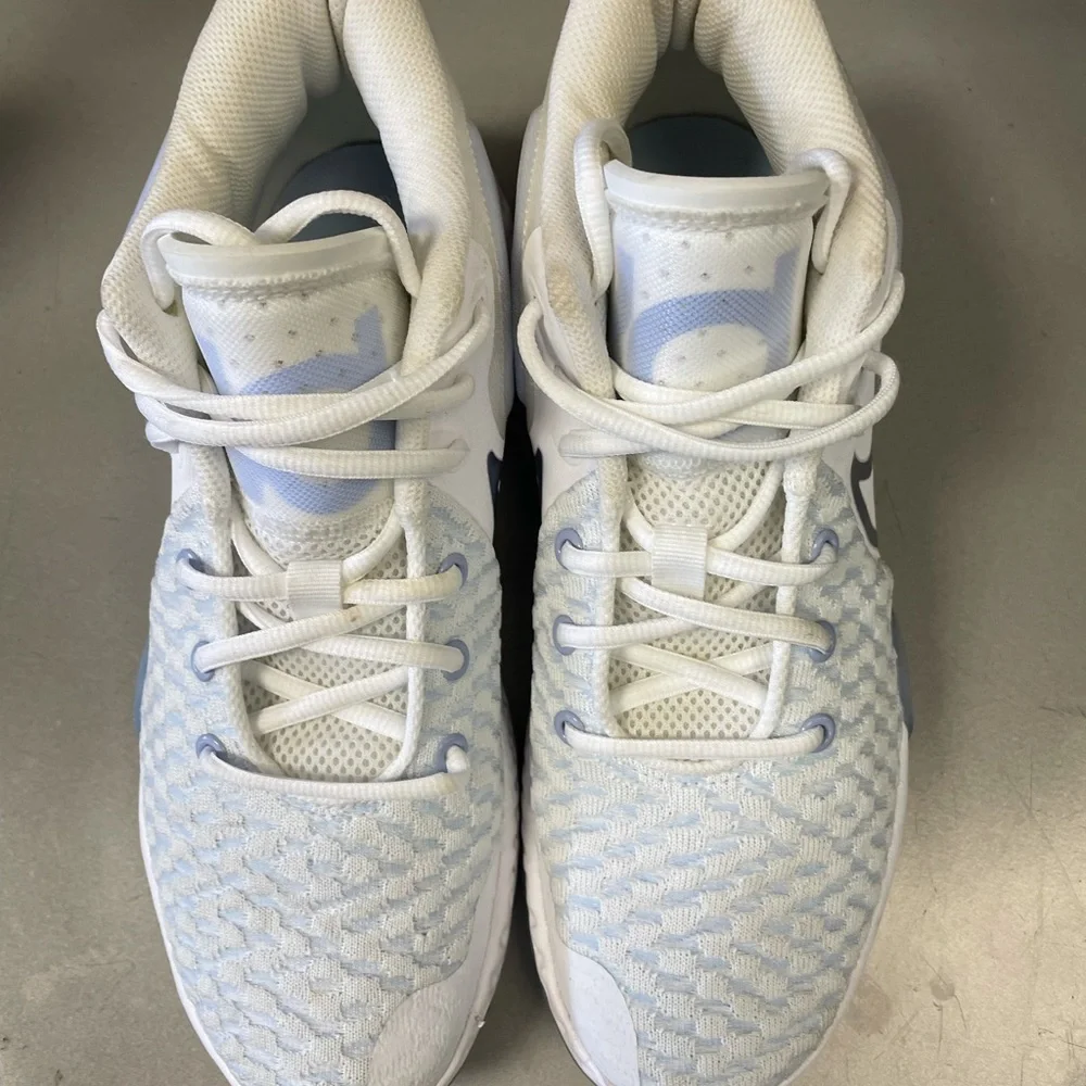 7.5 NIKE KD TREY - Picture 7 of 12